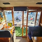Boat Speedboat G44 보트호텔 리스본