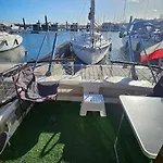 보트호텔 Boat Speedboat G44 *