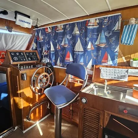 Boat Speedboat G44 *