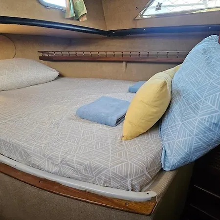 보트호텔 Boat Speedboat G44 리스본