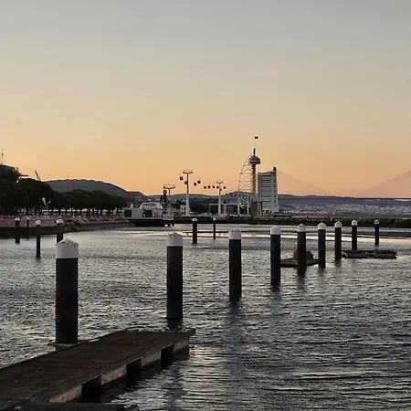 Boat Speedboat G44 Hotel na wodzie