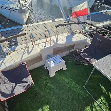 보트호텔 Boat Speedboat G44