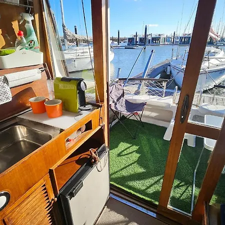 Boat Speedboat G44 *