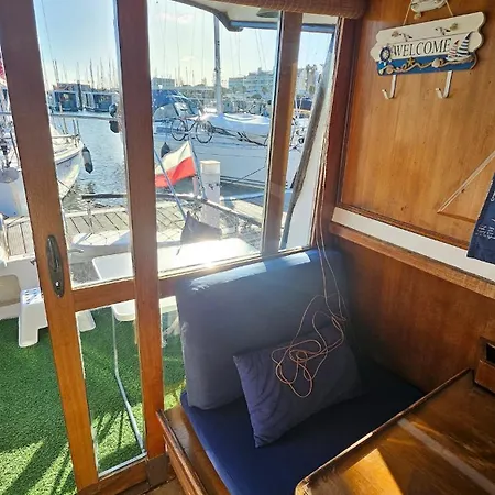 Boat Speedboat G44 Úszó hotel *